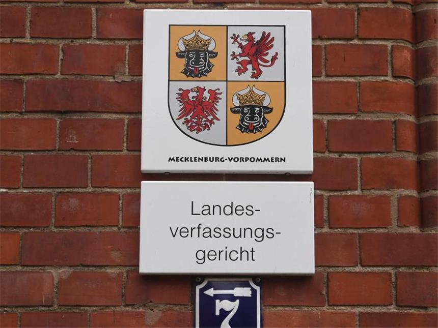 Gericht: Mann kann nicht Gleichstellungsbeauftragter werden Nach einem Urteil des Landesverfassungsgerichts in Greifswald bleibt die Wahl der Gleichstellungsbeauftragten vorerst Frauensachen. Foto: Stefan Sauer/dpa