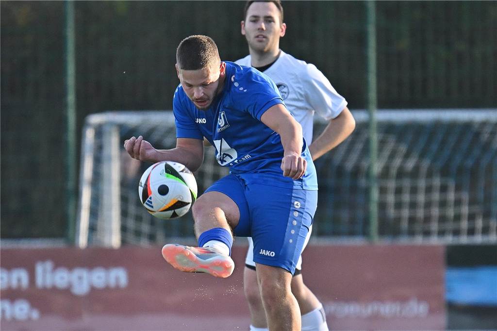 Nach einer langen Phase ohne Sieg konnte der TuS Sythen endlich mal wieder gewinnen: Dank eines frühen Doppelschlags siegte der A-Ligist mit 2:0 gegen den SC Reken II.