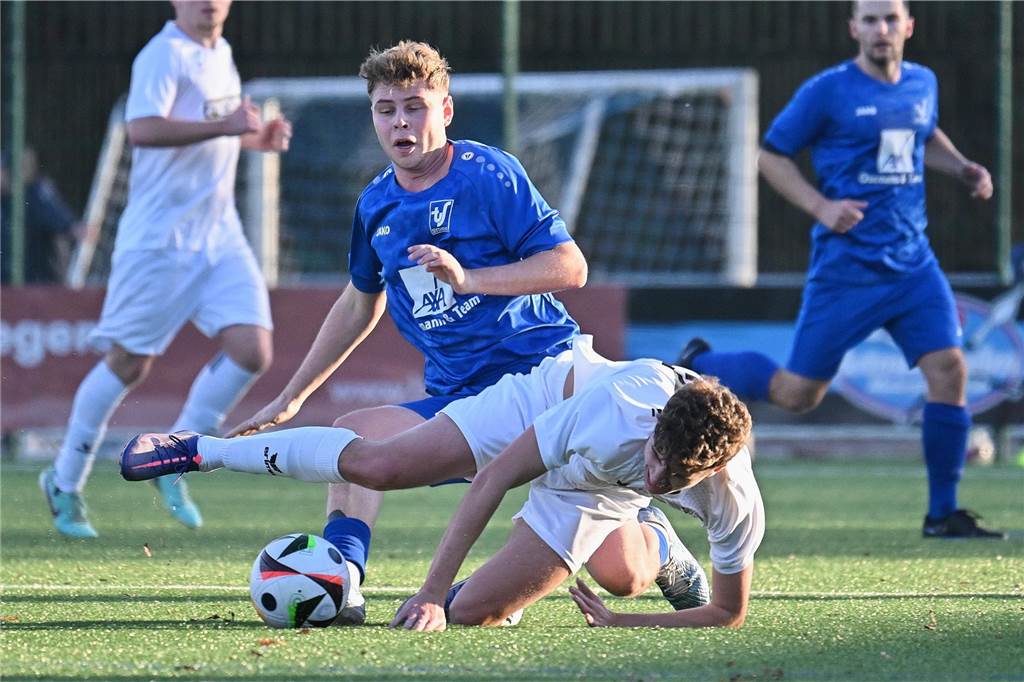 Nach einer langen Phase ohne Sieg konnte der TuS Sythen endlich mal wieder gewinnen: Dank eines frühen Doppelschlags siegte der A-Ligist mit 2:0 gegen den SC Reken II.