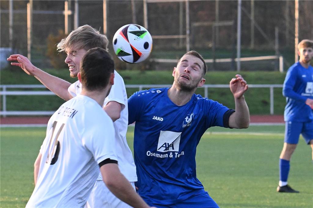 Nach einer langen Phase ohne Sieg konnte der TuS Sythen endlich mal wieder gewinnen: Dank eines frühen Doppelschlags siegte der A-Ligist mit 2:0 gegen den SC Reken II.