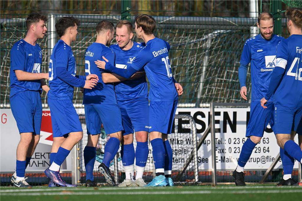 Nach einer langen Phase ohne Sieg konnte der TuS Sythen endlich mal wieder gewinnen: Dank eines frühen Doppelschlags siegte der A-Ligist mit 2:0 gegen den SC Reken II.