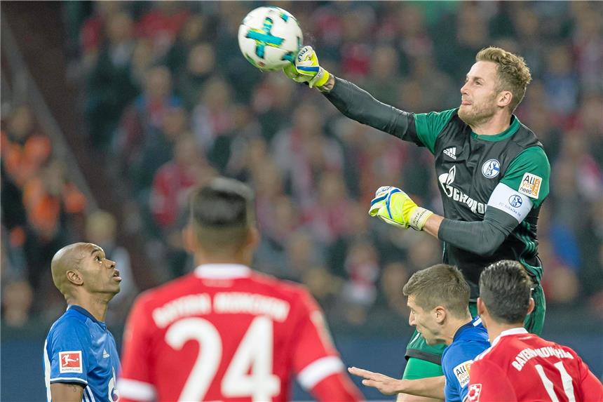 S04-Torwart: Fußball ist nun einmal ein Ergebnissport Nach einer Schwächephase zu Jahresbeginn ist S04-Schlussmann Ralf Fährmann mittlerweile wieder Herr der Lüfte.