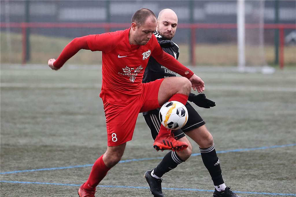 SG Victoria/Sportfreunde holt Spieler von Arminia Ickern und hat Luxusproblem Nach einigen Jahren bei Arminia Ickern wechselt Patrick Höfener (am Ball) zur SG Victoria/Sportfreunde.