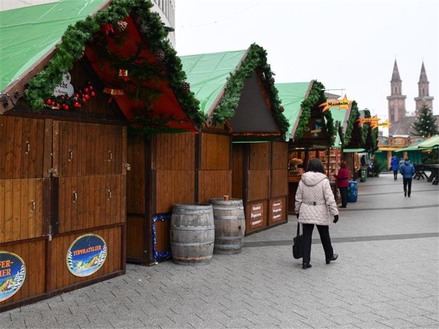 Ludwigshafener Bombenfund lässt Fragen offen Nach "Focus"-Angaben soll der Junge am 26. November versucht haben, den Sprengsatz auf dem Weihnachtsmarkt zu zünden. Foto: Uwe Anspach