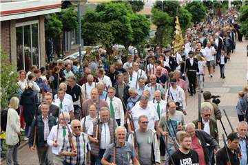 Nach ihrem Besuch im Königreich der Schermbecker Kilianer kehrten die Altschermbecker Kilianer am Schützenfest-Sonntag wieder in ihr eigenes Territorium zurück.