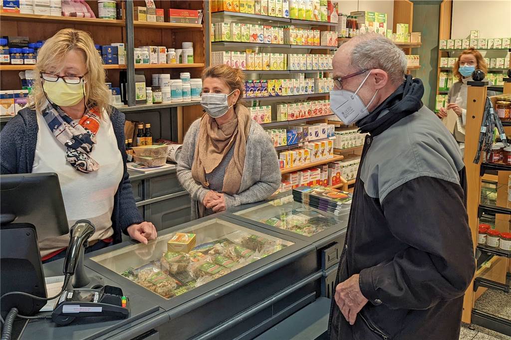 Ära in Dorsten geht zu Ende: Reformhaus Kaubisch übernimmt Adrian Nach „kosmetischen Korrekturen“ bei der Inneneinrichtung wurde nach der Übernahme am Mittwoch (5. Januar) eine stille Eröffnung begangen.