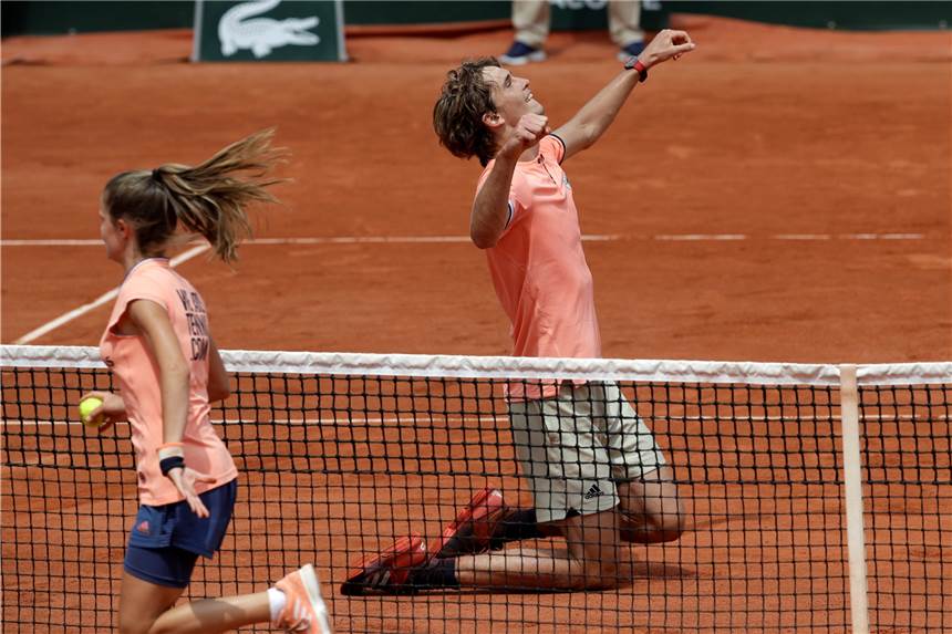Wieder Fünf-Satz-Sieg nach Rückstand - Dienstag gegen Thiem Nach Kraftakt im Viertelfinale: Alexander Zverev.