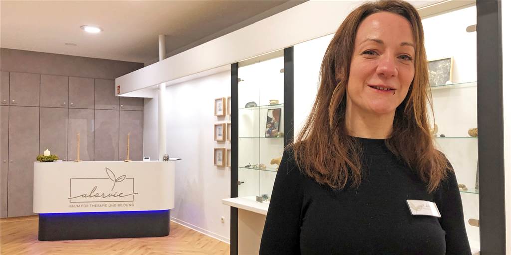 Viel Raum für Therapie: Angela Albers hat an der Dufkampstraße große Pläne Nach langer Umbauphase freut sich die Ergo- und Kunsttherapeutin Angela Albers nun über den Start von „Alorvie – Raum für Therapie und Bildung“ an der Dufkampstraße 1 in Stadtlohn.