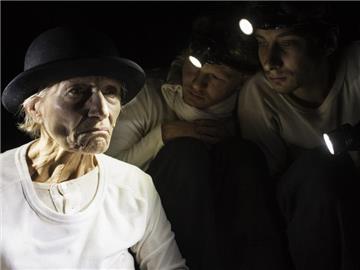 Nach "Liebe" und "Geld" kam mit "Hunger" die Percevals Zola-Trilogie (hier mit Barbara Nüsse) zum Abschluss. Foto: Armin Smailovic /Ruhrtriennale 2017