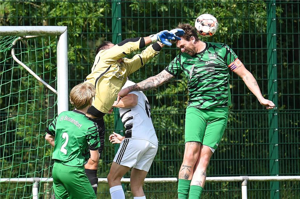 Strafraumszene beim SV Bossendorf
