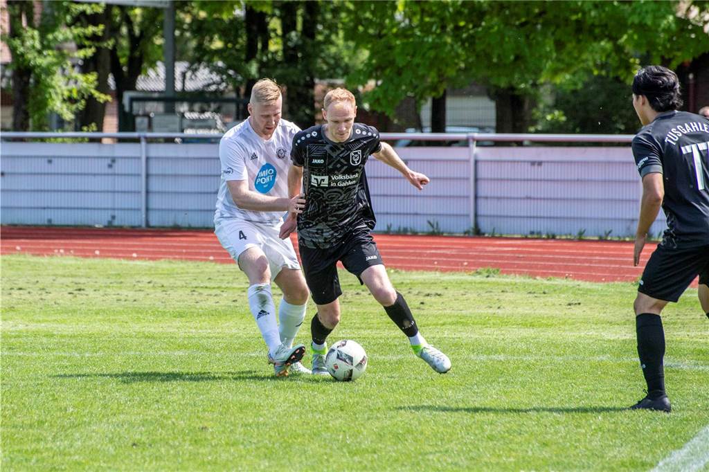 Nach schwacher Anfangsphase kam der ETuS Haltern zwar besser ins Spiel, musste sich aber trotzdem mit 2:3 dem TuS Gahlen geschlagen geben. Das Aufbäumen kam schlichtweg zu spät.