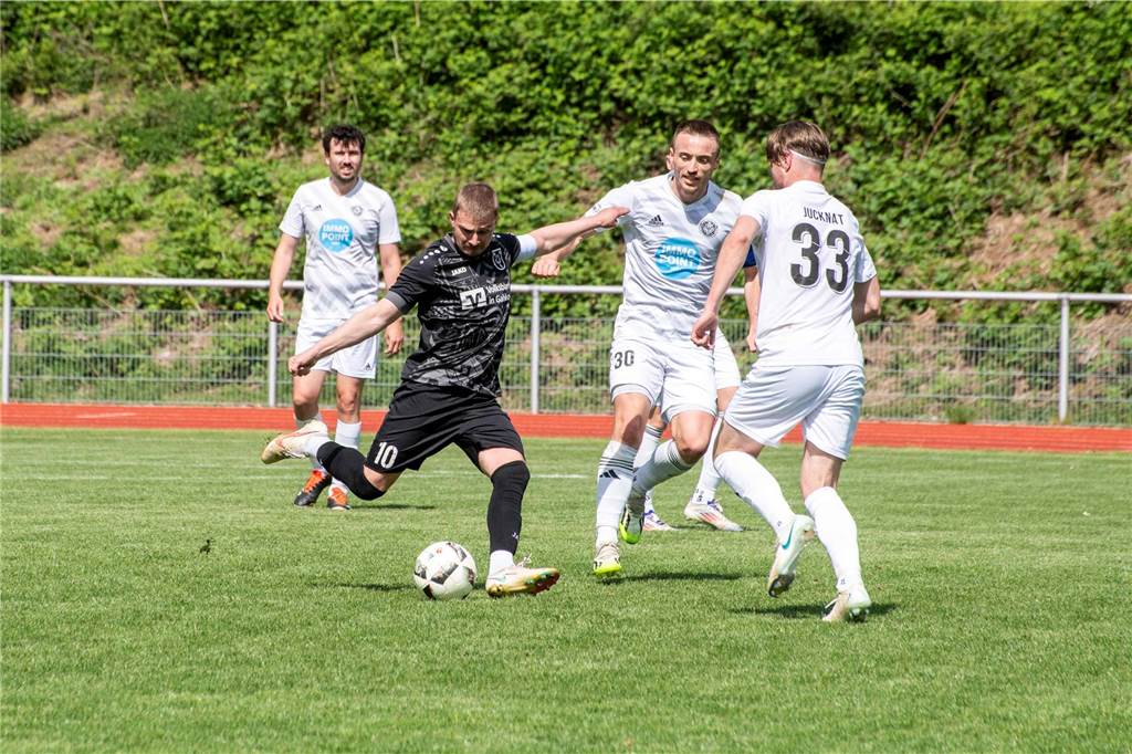 Nach schwacher Anfangsphase kam der ETuS Haltern zwar besser ins Spiel, musste sich aber trotzdem mit 2:3 dem TuS Gahlen geschlagen geben. Das Aufbäumen kam schlichtweg zu spät.