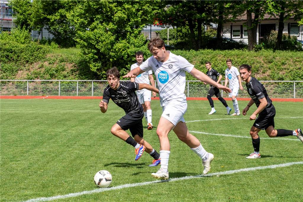 Nach schwacher Anfangsphase kam der ETuS Haltern zwar besser ins Spiel, musste sich aber trotzdem mit 2:3 dem TuS Gahlen geschlagen geben. Das Aufbäumen kam schlichtweg zu spät.