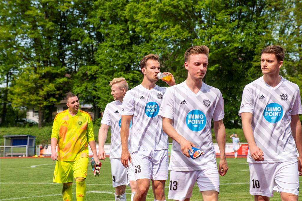 Nach schwacher Anfangsphase kam der ETuS Haltern zwar besser ins Spiel, musste sich aber trotzdem mit 2:3 dem TuS Gahlen geschlagen geben. Das Aufbäumen kam schlichtweg zu spät.
