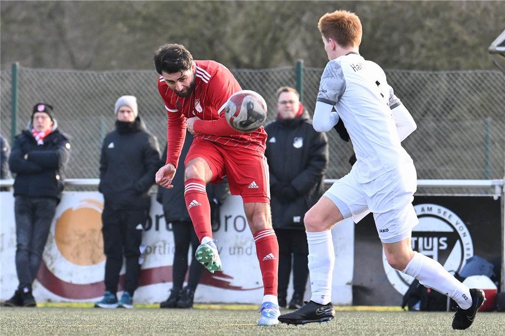 Nach sechs Landesliga-Siegen in Serie war für RW Deuten am Sonntag (16. Februar) Schluss: Gegen den TuS Haltern kassierten die Rot-Weißen eine 1:2-Niederlage.