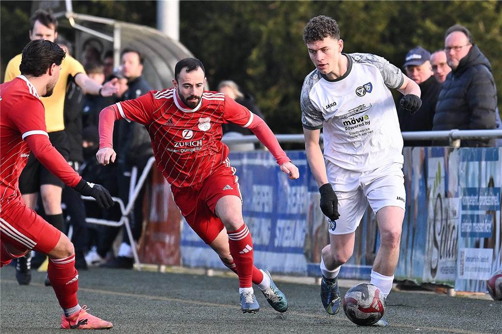 Nach sechs Landesliga-Siegen in Serie war für RW Deuten am Sonntag (16. Februar) Schluss: Gegen den TuS Haltern kassierten die Rot-Weißen eine 1:2-Niederlage.