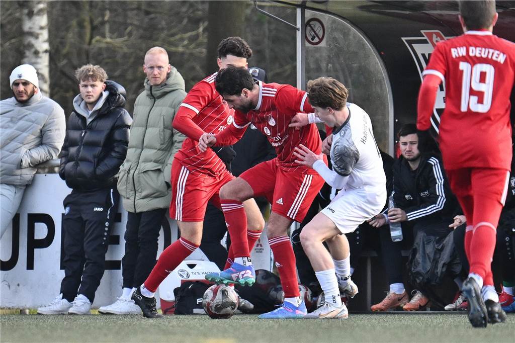 Nach sechs Landesliga-Siegen in Serie war für RW Deuten am Sonntag (16. Februar) Schluss: Gegen den TuS Haltern kassierten die Rot-Weißen eine 1:2-Niederlage.