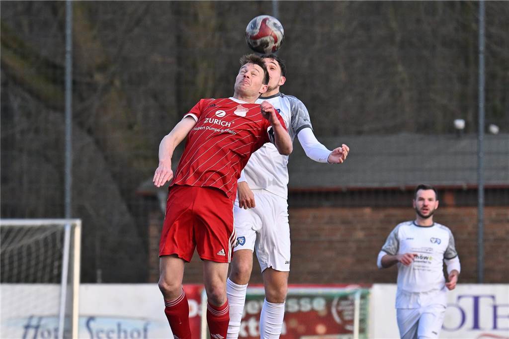Nach sechs Landesliga-Siegen in Serie war für RW Deuten am Sonntag (16. Februar) Schluss: Gegen den TuS Haltern kassierten die Rot-Weißen eine 1:2-Niederlage.