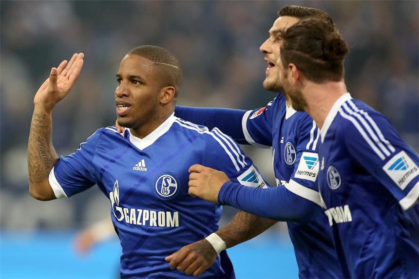 Breitenreiters Sehnsucht nach neuen Spielern Nach sieben Jahren sagt Farfan "Goodbye". Der 30-jährige Peruaner verlässt den FC Schalke 04.