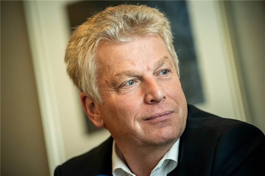 Bietigheims Oberbürgermeister zeigt Verständnis für den Ärger des BVB Nach Ullrich Sierau meldet sich nun auch Jürgen Kessing, Oberbürgermeister von Bietigheim-Bissingen, im Titelstreit der HBF zu Wort.