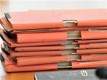 Nach und nach kommen immer neue Einzelheiten zur Aktenvernichtung beim Bundesamt für Verfassungsschutz ans Licht. Foto: Martin Schutt/Archiv