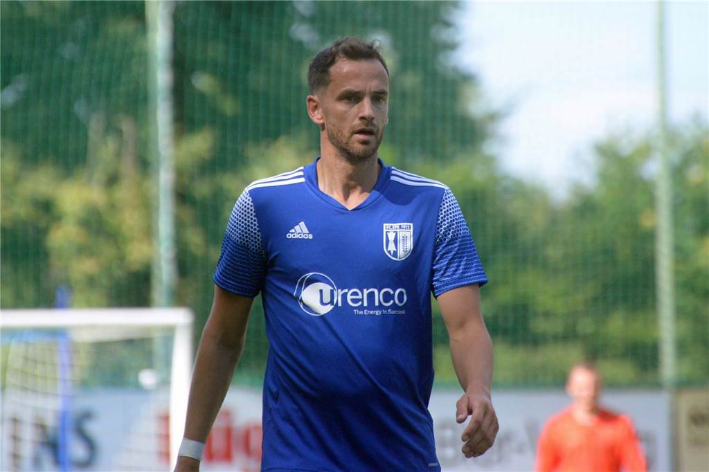 "Ein bisschen geschockt": Trainerduo verlässt den FC Epe Nach vier Jahren verlässtSpielertrainer Andre Hippers den FC Epe im Sommer.