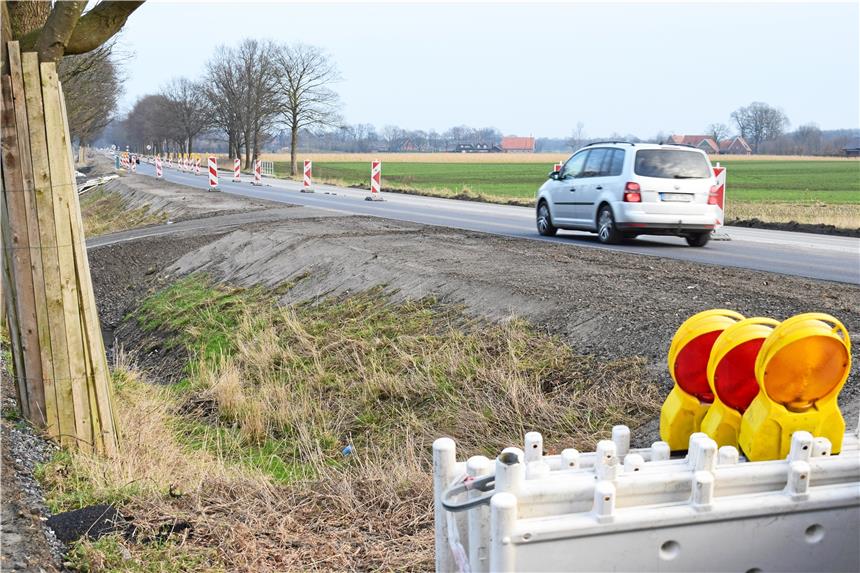 Nach wie vor geht es hier an der B70 am Oedinger Ortsausgang nur in eine Richtung. 