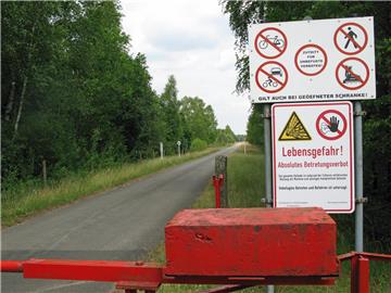Nach wie vor ist die Fortsetzung der K 16 in den Borkenbergen abgesperrt. Das wird wohl auch noch für eine längere Zeit so bleiben.