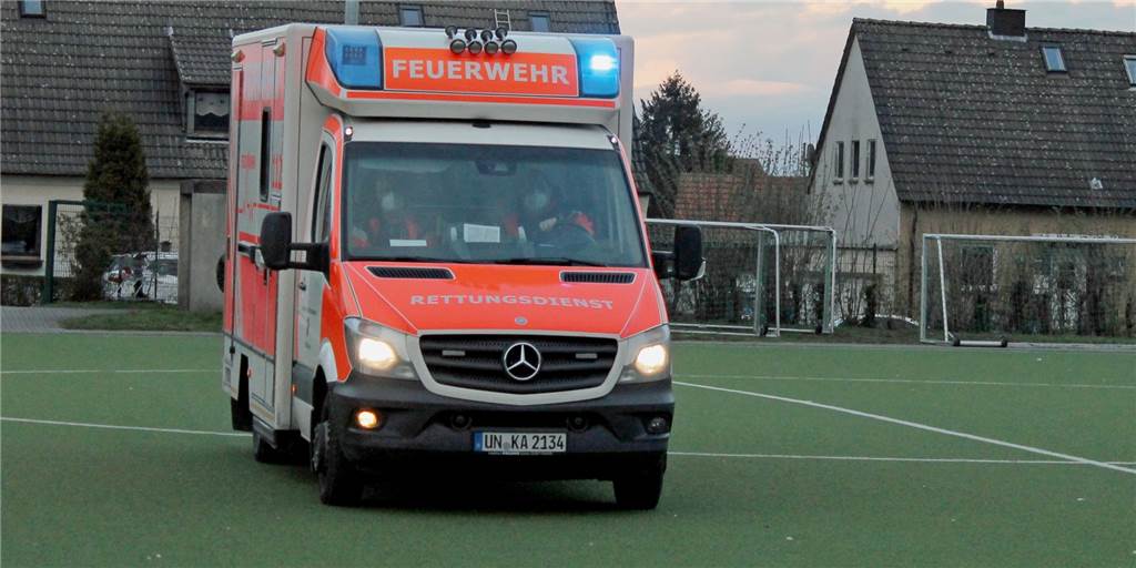Spieler kollabiert: Turnier-Abbruch nach Herzstillstand Nachdem am Wochenende ein Spieler kollabierte, musste er mit dem Rettungswagen ins Krankenhaus gebracht werden.