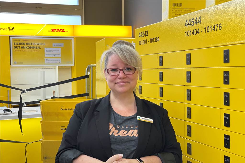 Wiedereröffnung von Edeka Gronemann, Post und Bäckerei: „Ganz großes Kino“ Nadine Karge ist Inhaberin von Lotto Post Karge. Auch ihre Filiale ist renoviert.