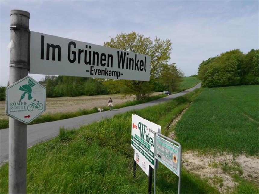 Vogel greift mehrmals Joggerin in Werne an Nahe der Straße Im Grünen Winkel ist eine 63-Jährige von einem Vogel angegriffen worden.