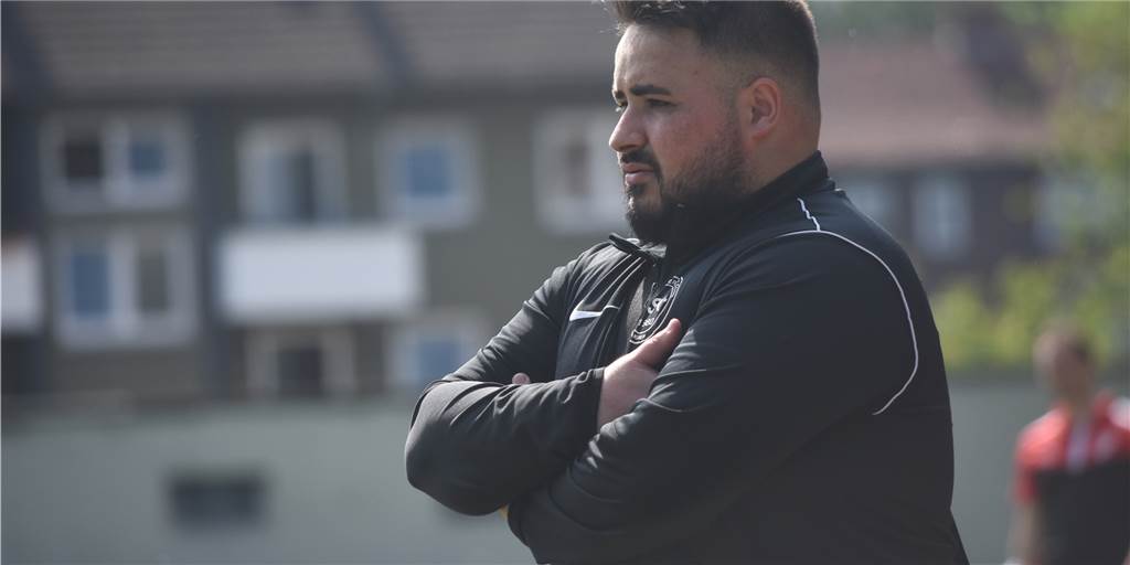 Bezirksligist TSC Kamen braucht neues Trainerteam: Kocapinar-Brüder treten zurück Nail Kocapinar hört als Trainer des TSC Kamen auf, obwohl er eigentlich für die kommende Saison geplant hatte.