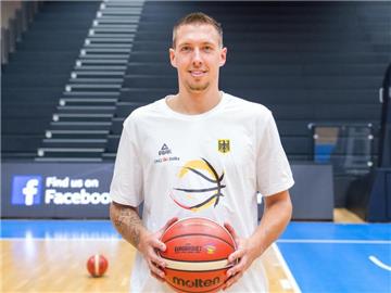 NBA-Neuling Daniel Theis steht der deutschen Nationalmannschaft gegen Frankreich wieder zur Verfügung. Foto: Daniel Bockwoldt