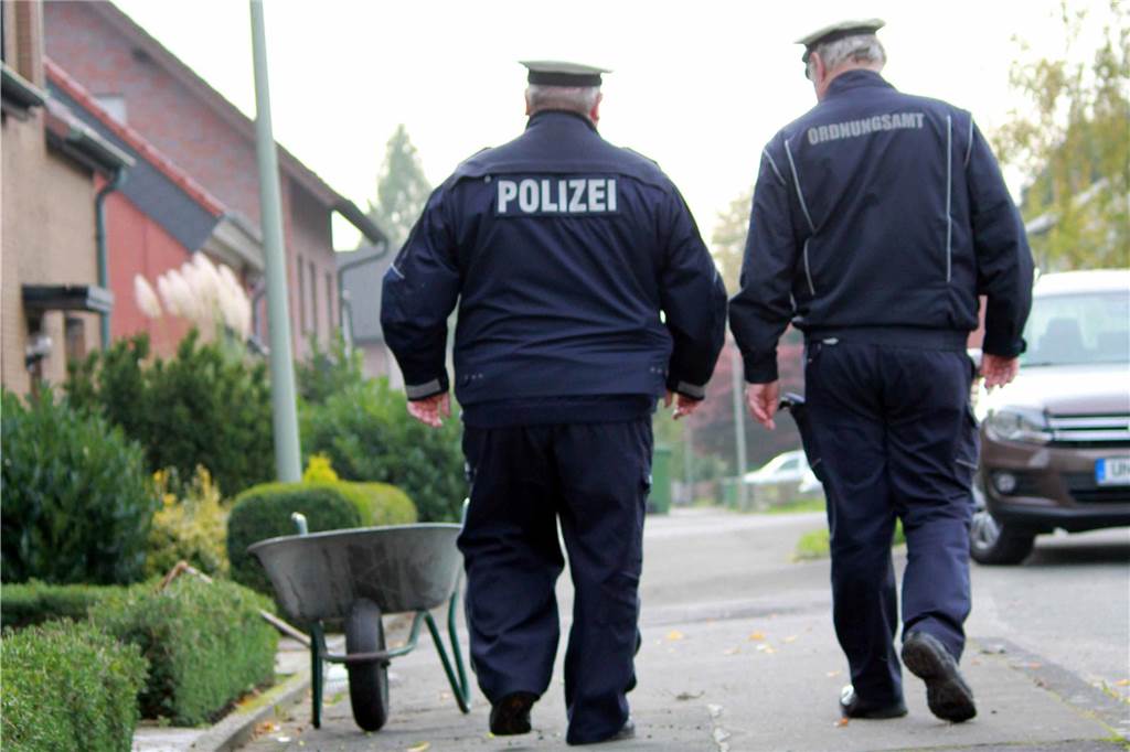 Zusätzlicher Sicherheitsdienst: Was die Mitarbeiter dürfen und was nicht Neben dem Ordnungsamt und der Polizei kümmern sich jetzt auch Mitarbeiter eines Sicherheitsdienstes darum, das Sicherheitsgeschehen in Bork zu kontrollieren.