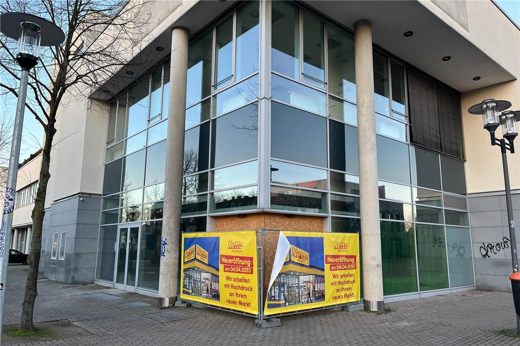 Eröffnungsdatum für Netto steht fest – Pop-up-Store offiziell eröffnet Netto will am 4. April im ehemaligen Toom-Gebäude in Dorsten am Platz der Deutschen Einheit einziehen.