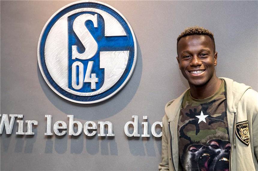 Vertrag bis 2023 - Schalke schnappt sich Hamza Mendyl Neu beim S04: Hamza Mendyl.