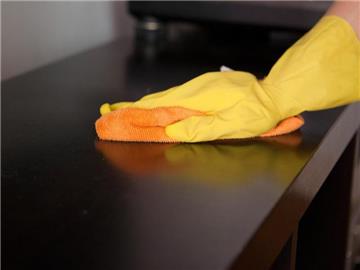 Neue Möbel verlieren in der Regel nach ein paar Wochen ihren Produktionsgeruch. Foto: Silvia Marks