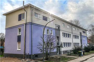 Neuer Wohnraum unterm Dach: Am Massener Weg in Wambel sind durch Dachgeschoss-Ausbau 18 geförderte Mietwohnungen entstanden.