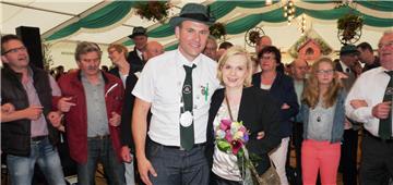 Neues Kaiserpaar bei den Jubiläums-Schützen in Sabstätte sind Alexander Vennemann und Marion Hemling.