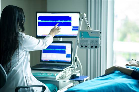 Schlaganfall nach Booster-Impfung: Familienvater kämpft mit den Folgen
