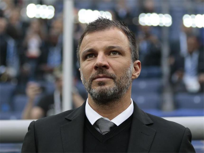 Neuseelands Trainer Hudson: Ohne Angst gegen Mexiko Neuseelands Nationaltrainer Anthony Hudson: "Müssen entschlossen auftreten". Foto: Ivan Sekretarev