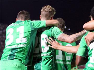 Neuzugang André Hahn (M.) fügte sich in Mönchengladbach gut ein. Foto: Fehim Demir
