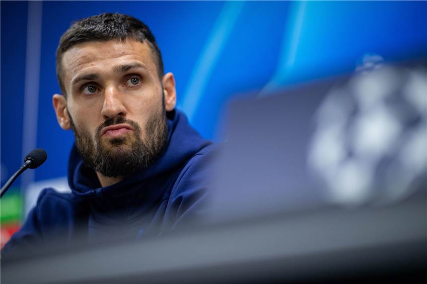 Nicht ganz glücklich: Daniel Caligiuri ist bislang noch nicht so richtig in die Saison gekommen.