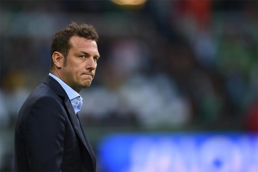 Weinzierl: S04-Aufsichtsrat soll Schicksal besiegeln Nicht mehr Trainer des S04: Markus Weinzierl.