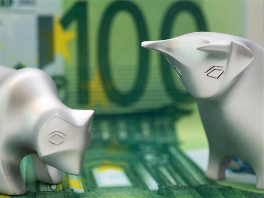 Was Zinsbewegungen für Anleihebesitzer bedeuten Nicht nur an der Börse gehen die Kurse auf und ab. Auch der Preis von Anleihen wird zum Teil von der Nachfrage bestimmt. Steigen die Zinsen, könnten ältere, niedrigverzinste Anleihen im Kurs fallen. Foto: Andrea Warnecke