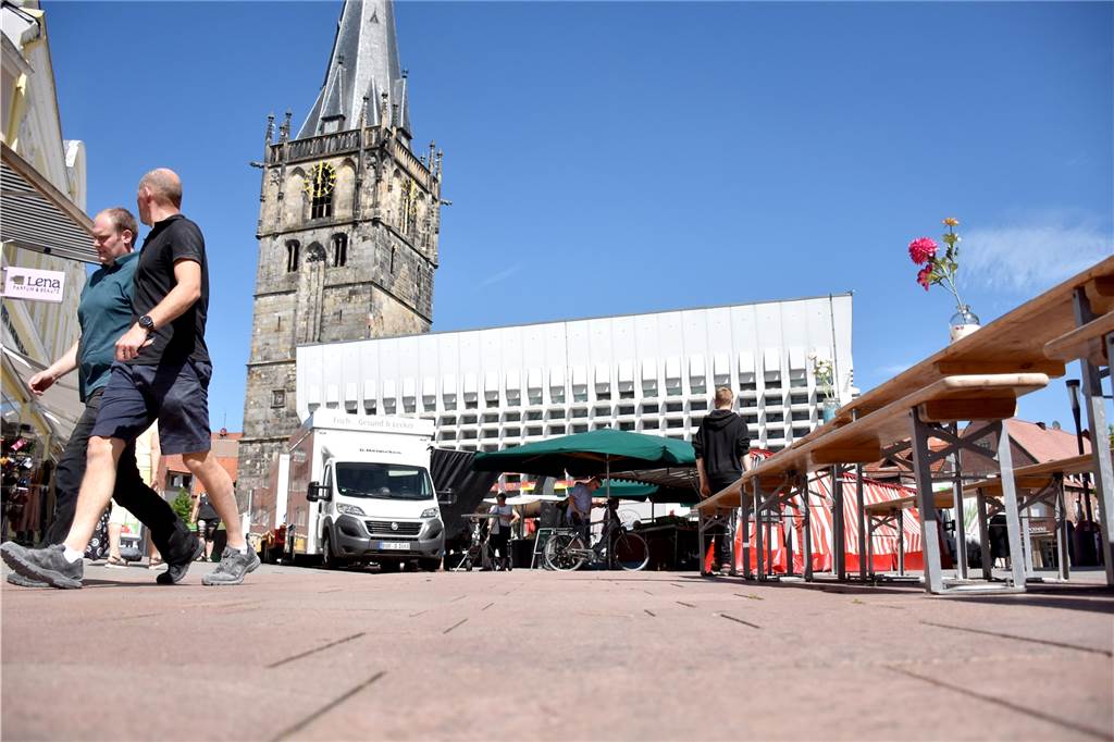 Gesundes Essen und Sport sollen Besucher am Samstag in die Stadt ziehen Nicht nur rund um den Wochenmarkt soll sich am Samstag die Aktion rund um gesunde Ernährung und nachhaltigen Konsum drehen. Das AMT hat einen Erlebnistag in der ganzen Innenstadt geplant.
