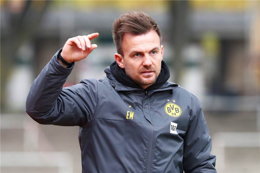 Nach Covid-19-Fall in der BVB-U23: So geht es weiter Nicht nur BVB-U23-Coach Enrico Maaßen fragt sich, wie es weitergeht.