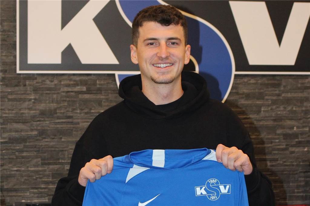 „Du ärgerst dich, wenn du es nicht machst“: Spieler des Könisgborner SV für neun Monate weg Nico Danne ist nach seinem Aufenthalt in Portugal wieder Teil des Königsborner Kaders.