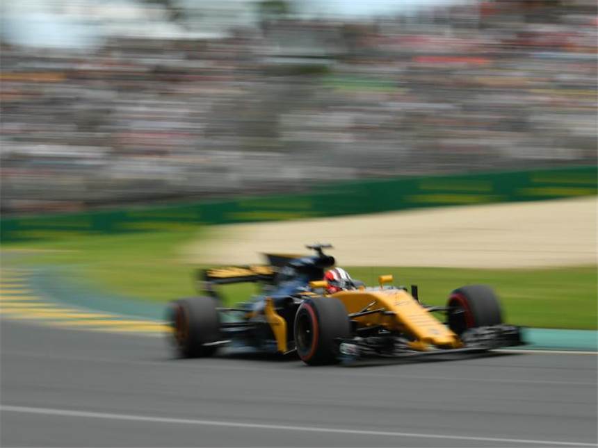 "Schwung und Kraft": Vettel jagt Hamilton in Australien Nico Hülkenberg war als Zwölfter im Renault zufrieden. Foto: Sydney Low