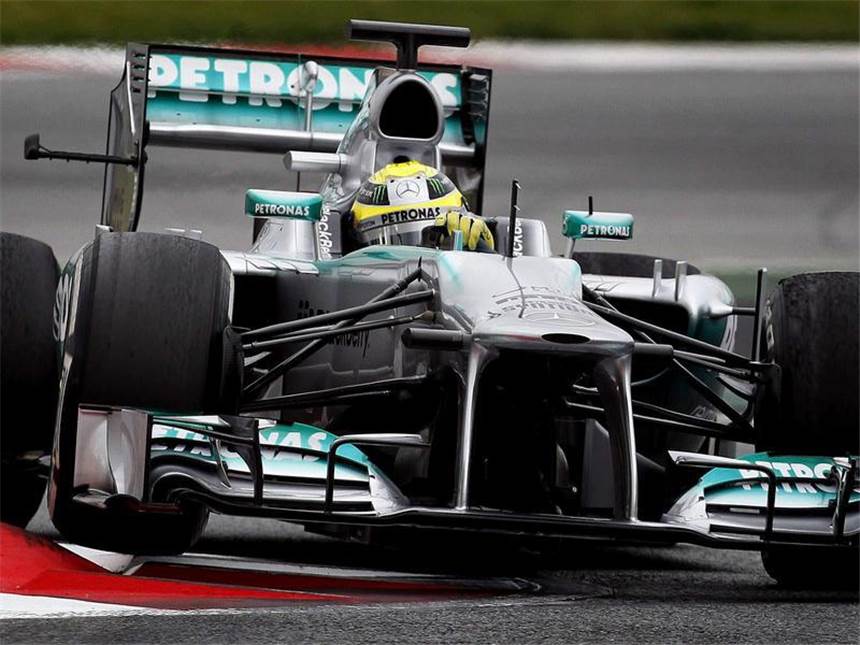 Rosberg schnappt sich erste Tagesbestzeit Nico Rosberg fuhr mit seinem Mercedes allen davon. Foto: Alberto Estevez